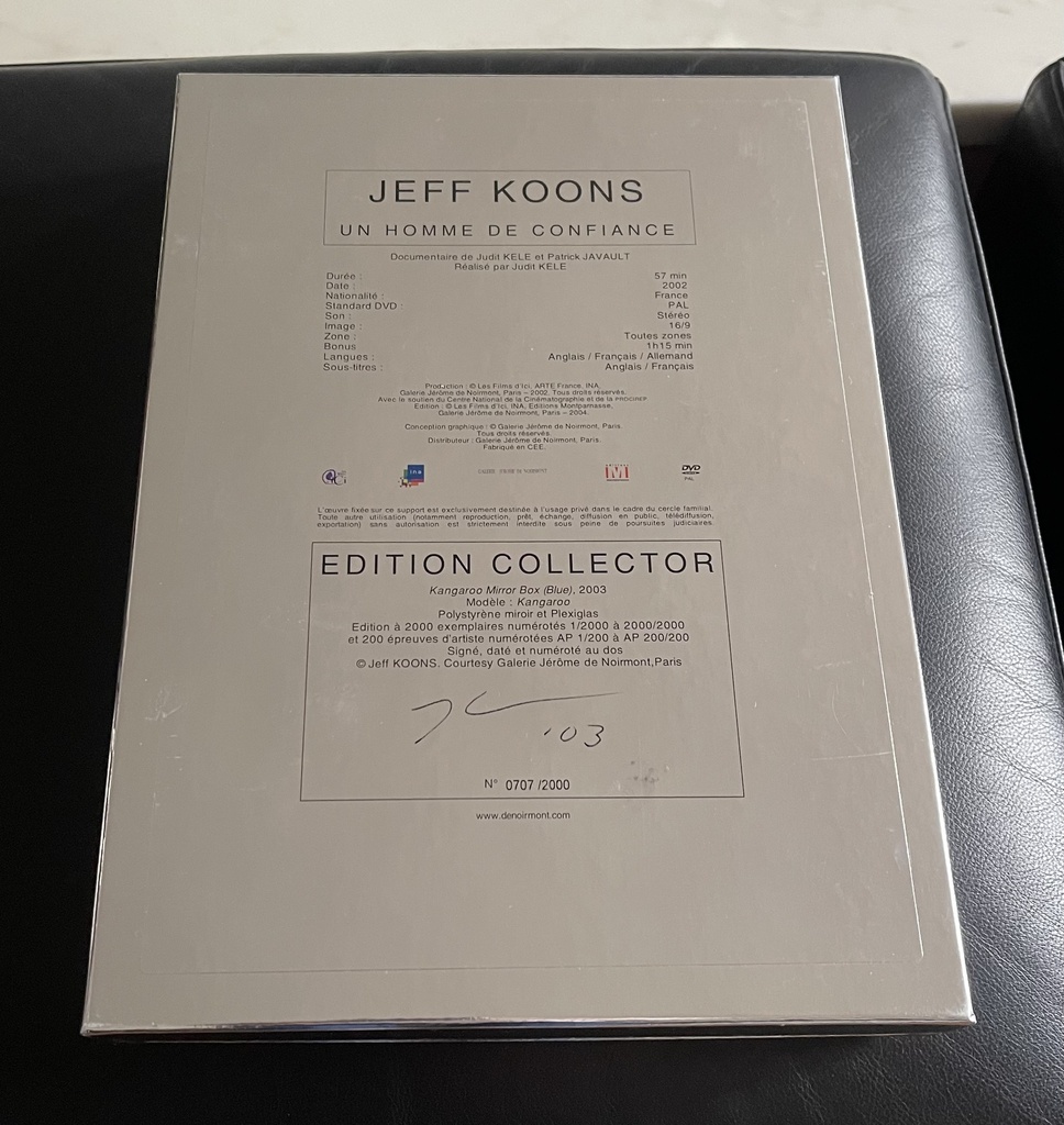 Kangaroo Mirror Box (Blue)