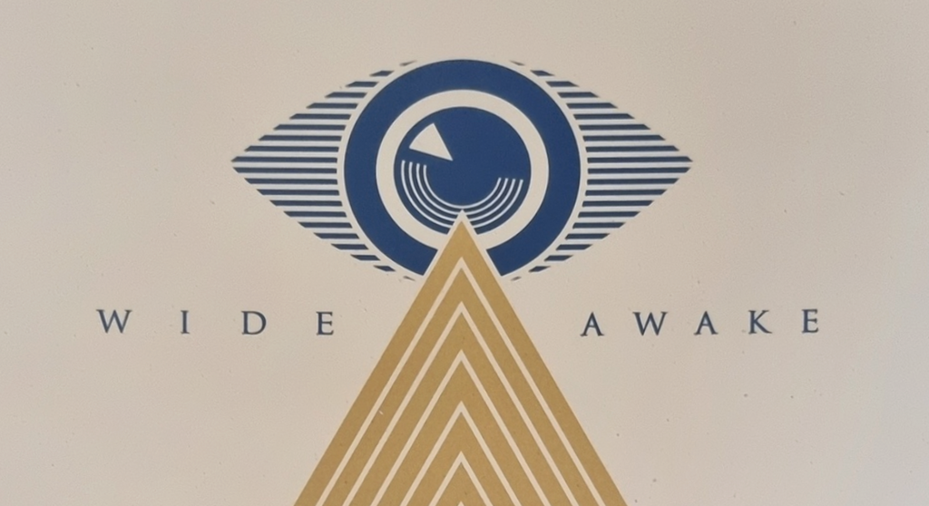 Wide awake (version doré)