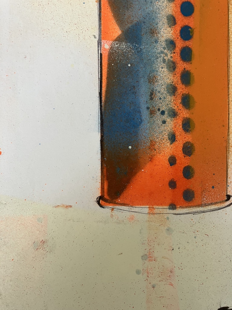 SPRAY CAN