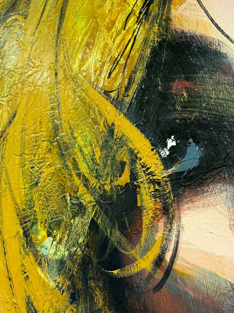 Face on Green