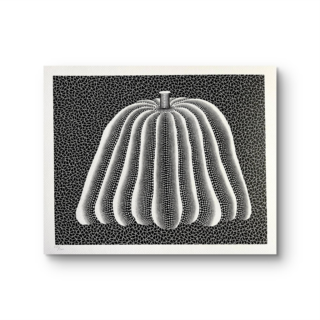 Pumpkin (black and white)