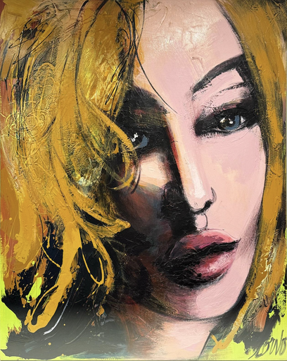 Face on Green
