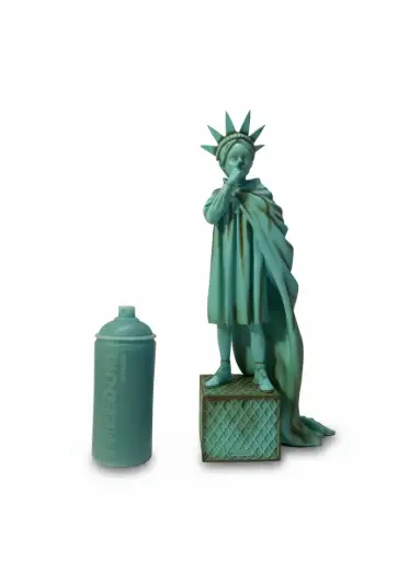 LIBERTY GIRL